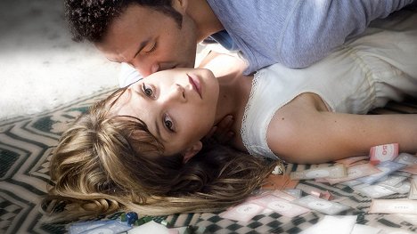 Nasrdin Dchar, Sylvia Hoeks - Tirza - Filmfotos