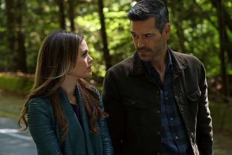 Rachel Bilson, Eddie Cibrian - Take Two - All About Ava - Photos