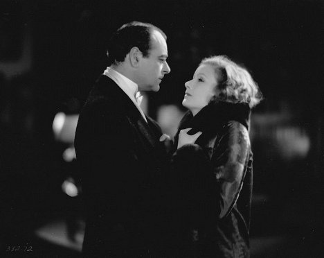 Lowell Sherman, Greta Garbo - The Divine Woman - Photos