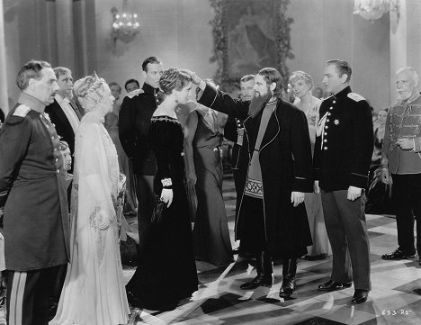 Louise Closser Hale, Lionel Barrymore, John Barrymore - Rasputin and the Empress - Van film