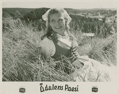 Nine-Christine Jönsson - Ådalens poesi - Lobby Cards