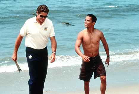 David Hasselhoff, José Solano - Baywatch - Die Rettungsschwimmer von Malibu - Casey Jean - Filmfotos