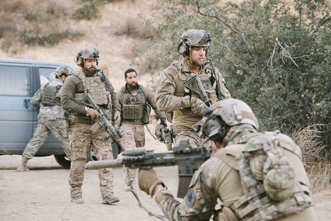A. J. Buckley, Neil Brown Jr., Max Thieriot - SEAL Team - No Man's Land - Photos
