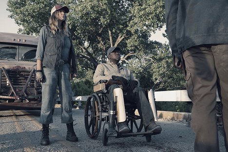 Mo Collins, Daryl Mitchell - Fear the Walking Dead - The Code - De la película