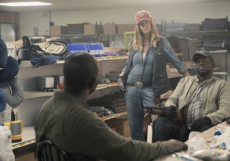 Mo Collins, Daryl Mitchell - Fear the Walking Dead - The Code - Photos