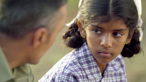 Aditi Inamdar - Poorna - Van film