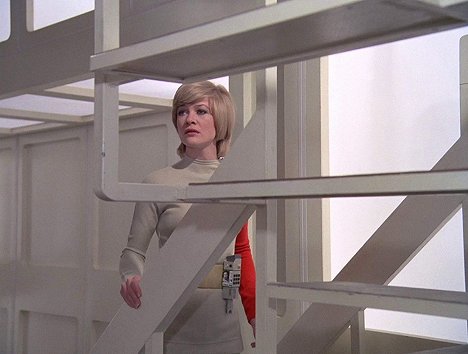 Judy Geeson - Space: 1999 - Another Time, Another Place - Photos