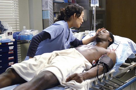 Sandra Oh, Chandra Wilson - Grey's Anatomy - Un pour tous... - Film