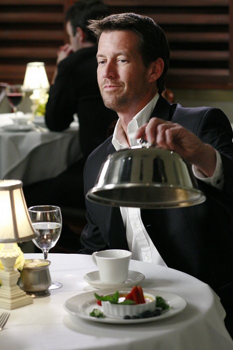 James Denton - Desperate Housewives - What Would We Do Without You? - Photos