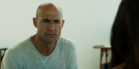 Mark Strong - Deep State - Merger - Z filmu