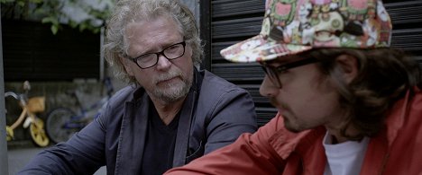 Zoltan Paul, Julian Adam Pajzs - Breakdown in Tokyo - Ein Vater dreht durch - De la película