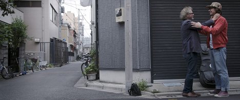 Zoltan Paul, Julian Adam Pajzs - Breakdown in Tokyo - Ein Vater dreht durch - Van film