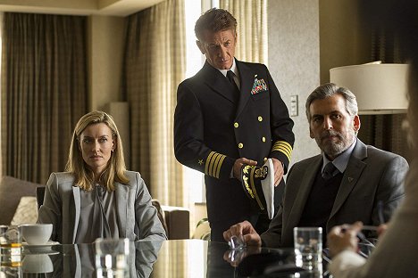 Natascha McElhone, Sean Penn, Oded Fehr - The First - What's Needed - Photos