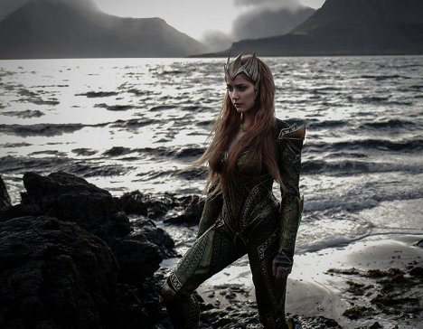 Amber Heard - Aquaman - Photos