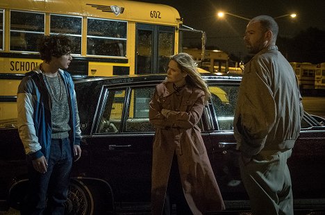 Richie Merritt, Jennifer Jason Leigh, Rory Cochrane - White Boy Rick - Photos