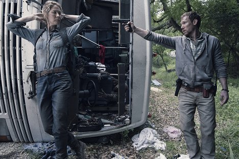 Jenna Elfman, Charles Harrelson - Fear The Walking Dead - Weak - Kuvat elokuvasta