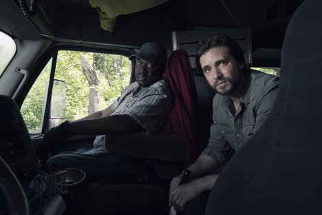 Daryl Mitchell, Aaron Stanford - Fear the Walking Dead - Weak - Photos