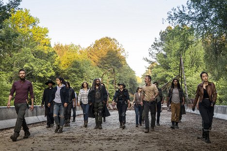 Ross Marquand, Alanna Masterson, Khary Payton, Andrew Lincoln, Christian Serratos - The Walking Dead - A New Beginning - Photos