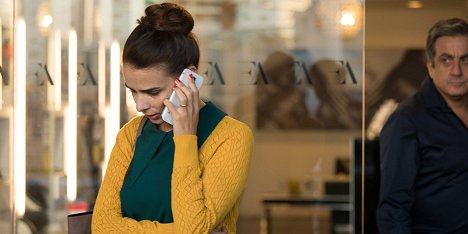 Liron Ben-Shlush - Working Woman - Photos