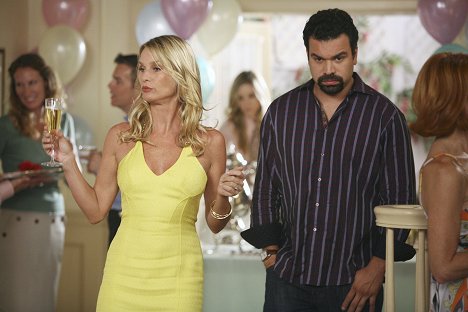 Nicollette Sheridan, Ricardo Chavira - Desperate Housewives - If There's Anything I Can't Stand - Photos