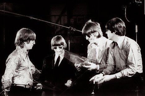 The Beatles, John Lennon, Ringo Starr, George Harrison, Paul McCartney - The Beatles: Paperback Writer (The Ed Sullivan Show Version) - Tournage