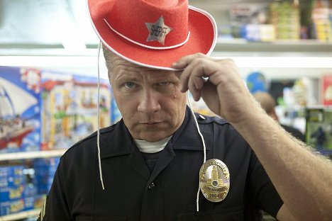 Michael Cudlitz - Policajti z L. A. - Let It Snow - Z filmu