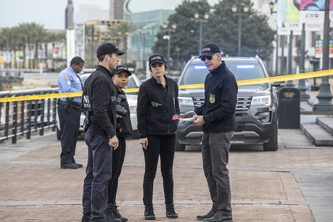 Lucas Black, Shalita Grant, Vanessa Ferlito, Scott Bakula - NCIS: New Orleans - Empathy - Photos