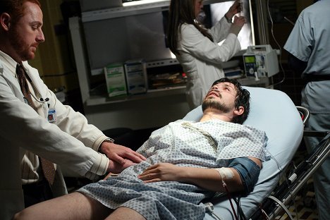 Scott Grimes, Freddy Rodríguez - Emergency Room - Sterben ist leicht - Filmfotos