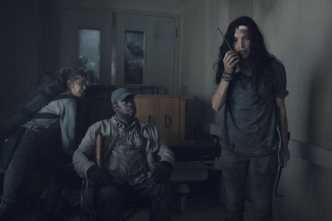 Jenna Elfman, Daryl Mitchell, Danay Garcia - Fear the Walking Dead - MM 54 - Filmfotók