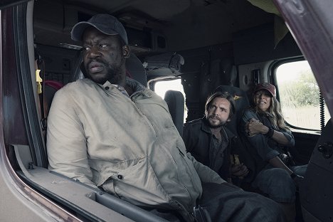 Daryl Mitchell, Aaron Stanford, Mo Collins - Fear the Walking Dead - Słupek 54 - Z filmu