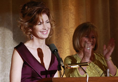 Dana Delany - Desperate Housewives - In Buddy's Eyes - Photos