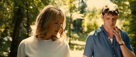 Virginie Efira, Niels Schneider - Un amour impossible - Filmfotos