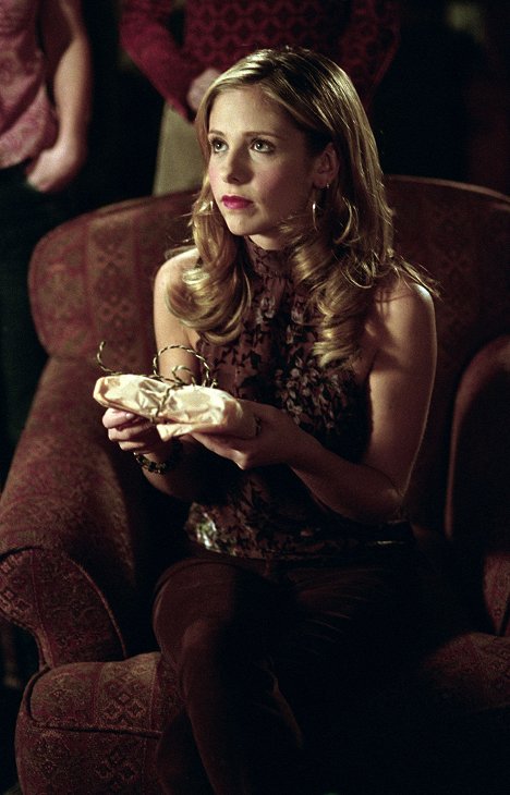 Sarah Michelle Gellar - Buffy, a vámpírok réme - Véres nyakkendők - Filmfotók