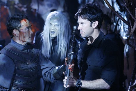 Joe Flanigan - Stargate Atlantis - Gelöste Fesseln - Filmfotos