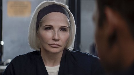 Ellen Barkin - Animal Kingdom - Wolves - De la película