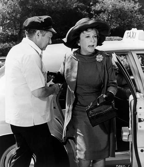 Fred Draper, Jessie Royce Landis - Columbo - Lady in Waiting - Kuvat elokuvasta