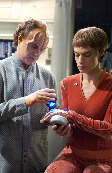 John Billingsley, Jolene Blalock - Star Trek - Enterprise - Daedalus - Filmfotos