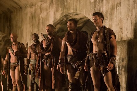 Heath Jones, Liam McIntyre, Daniel Feuerriegel - Spartacus - Auf der Flucht - Filmfotos