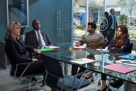 Kathryn Morris, Dennis Haysbert, Sendhil Ramamurthy, Sarah Shahi - Reverie - Altum Somnum - Z filmu