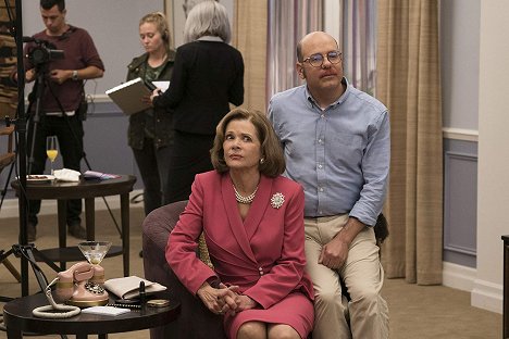 Jessica Walter, David Cross - Arrested Development - Self-Deportation - Photos