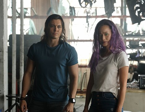 Blair Redford, Jamie Chung - The Gifted - eMergence - Photos