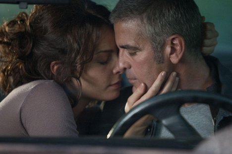 Violante Placido, George Clooney - The American - Filmfotos