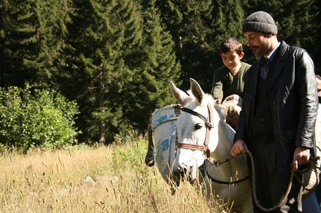 Bora Altaş, Erdal Beşikçioğlu - Méz - Filmfotók