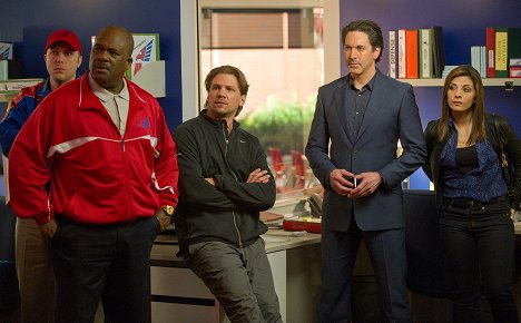 Gregory Alan Williams, Marc Blucas, Scott Cohen, Callie Thorne - Necessary Roughness - To Swerve and Protect - Film