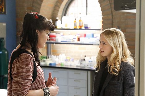 Pauley Perrette, Emily Wickersham - Agenci NCIS - Wiele wspaniałych rzeczy - Z filmu