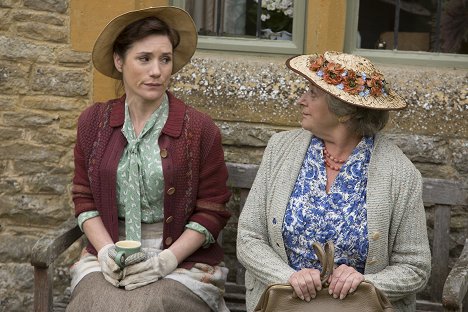 Charlotte Randle, Sorcha Cusack - Father Brown - The Hangman's Demise - Photos