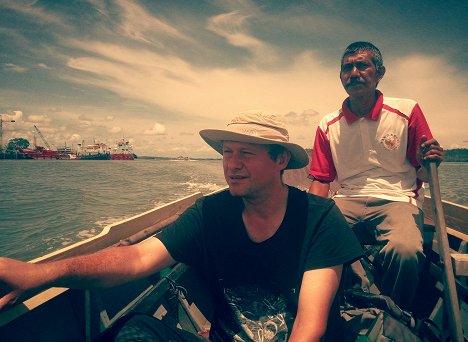 Stanislav Lhota - Češi zachraňují - Opice kahau v Indonésii - Filmfotos