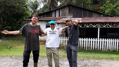 Stanislav Lhota, Dan Bárta - Češi zachraňují - Opice kahau v Indonésii - Filmfotos