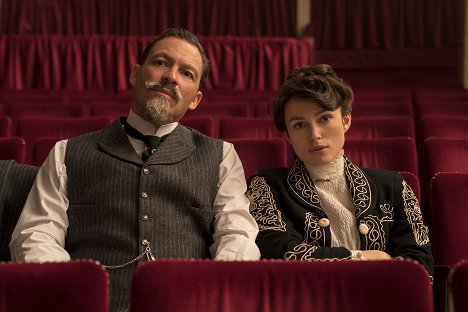Dominic West, Keira Knightley - Colette - Photos