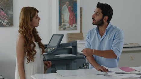 Funda Dönmez, Eray Kaman - Dua Et Kardeşiz - De la película